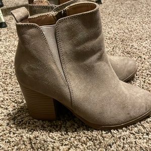 Express tan booties